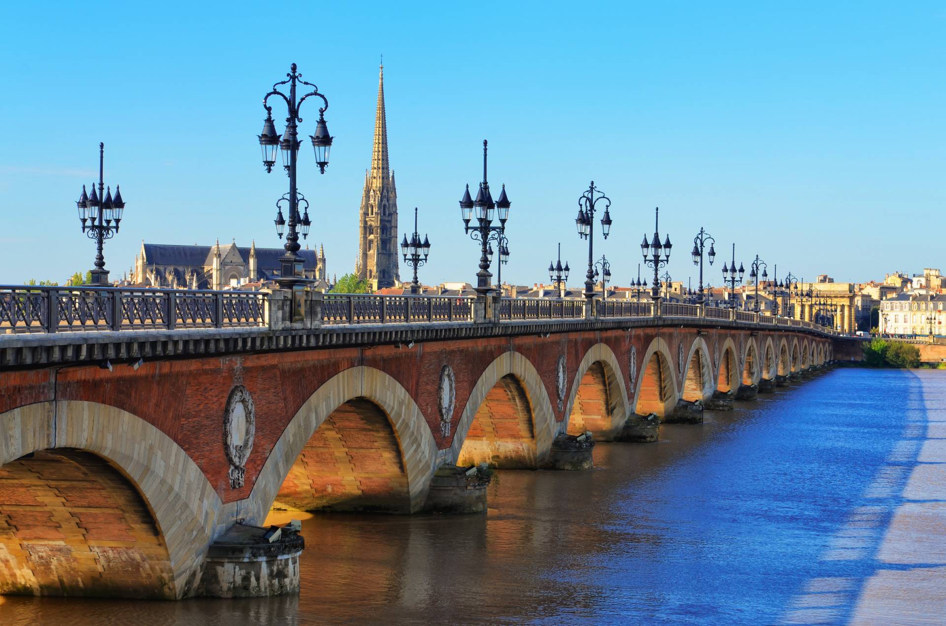 BORDEAUX