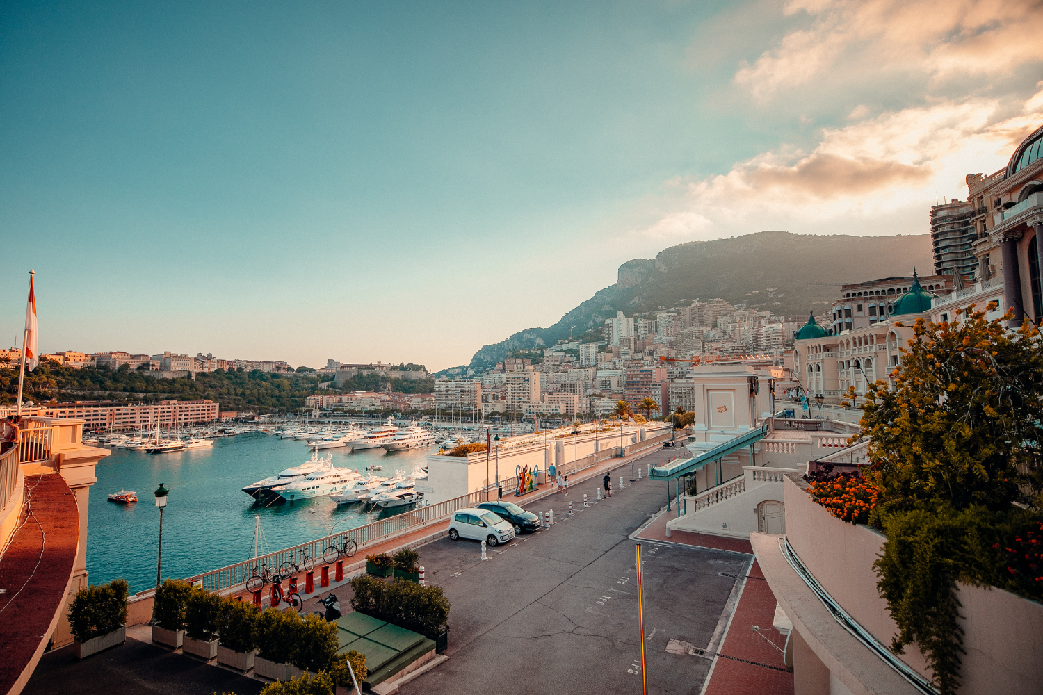 how to become a resident of Monaco ?