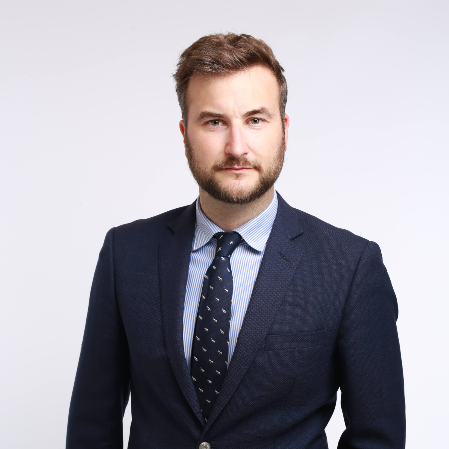 Hugues de Poulpiquet dans les bureaux de fairway