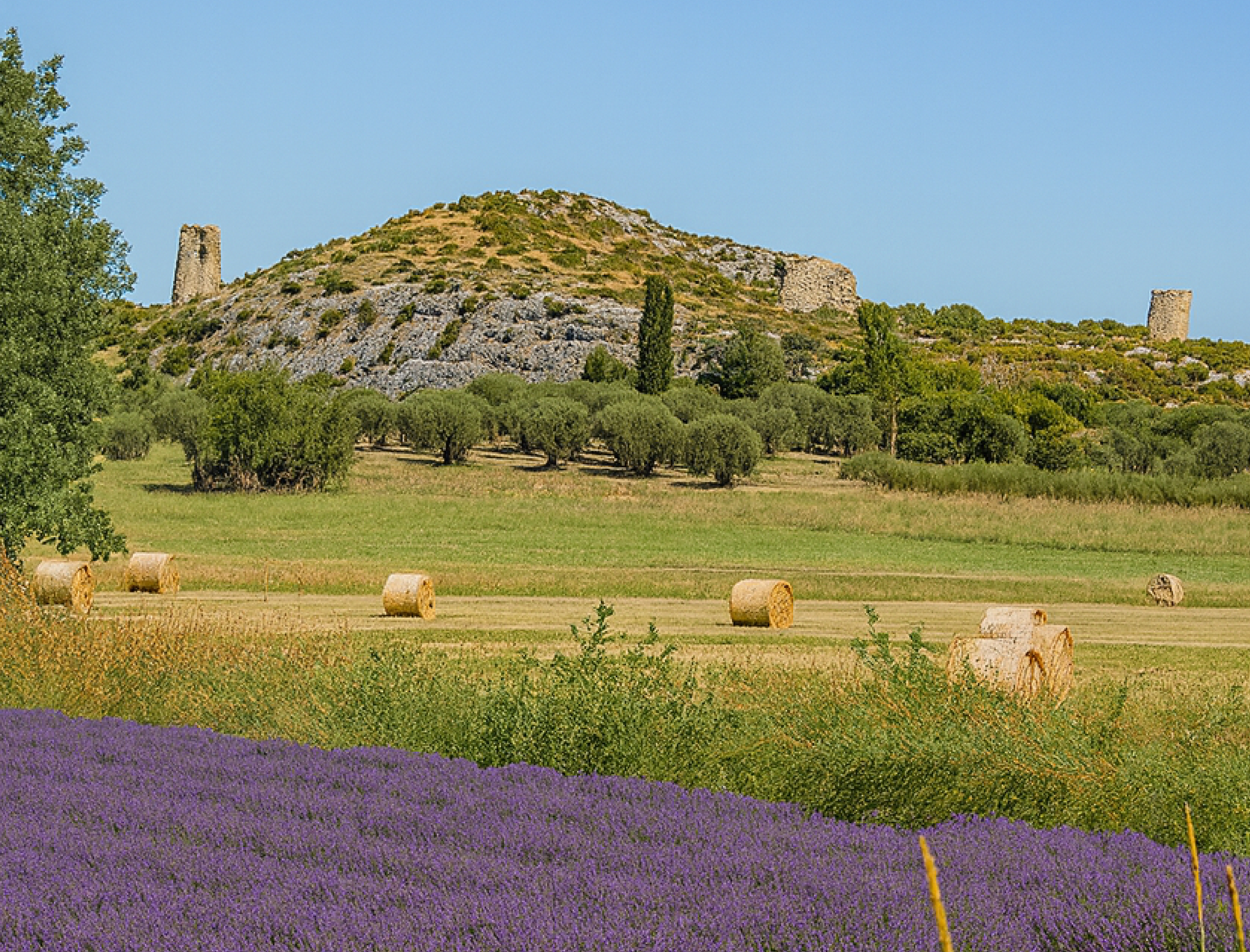 Tour de Castillon dans les Alpilles