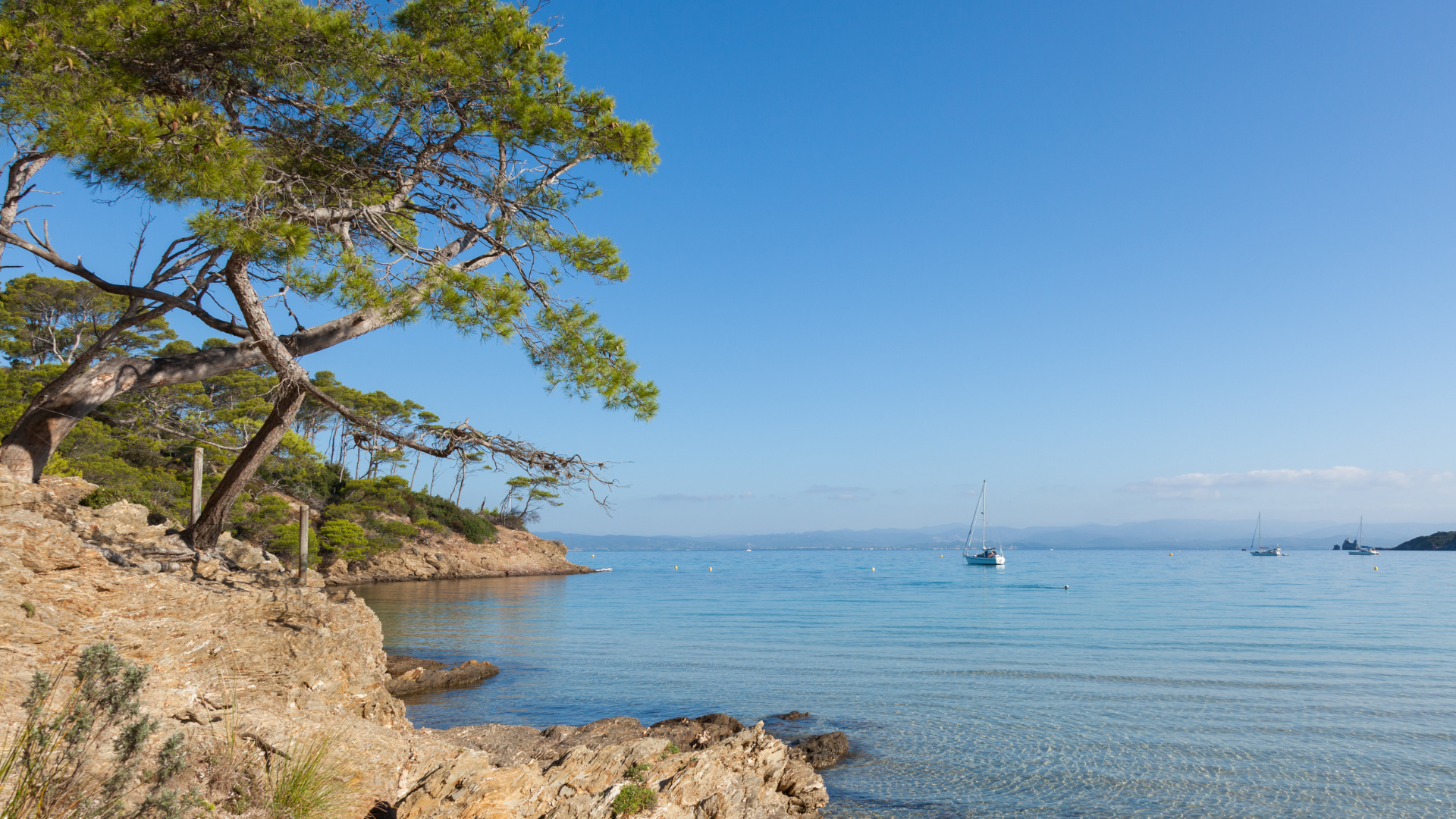 porquerolles ile préservee cote azur monaco