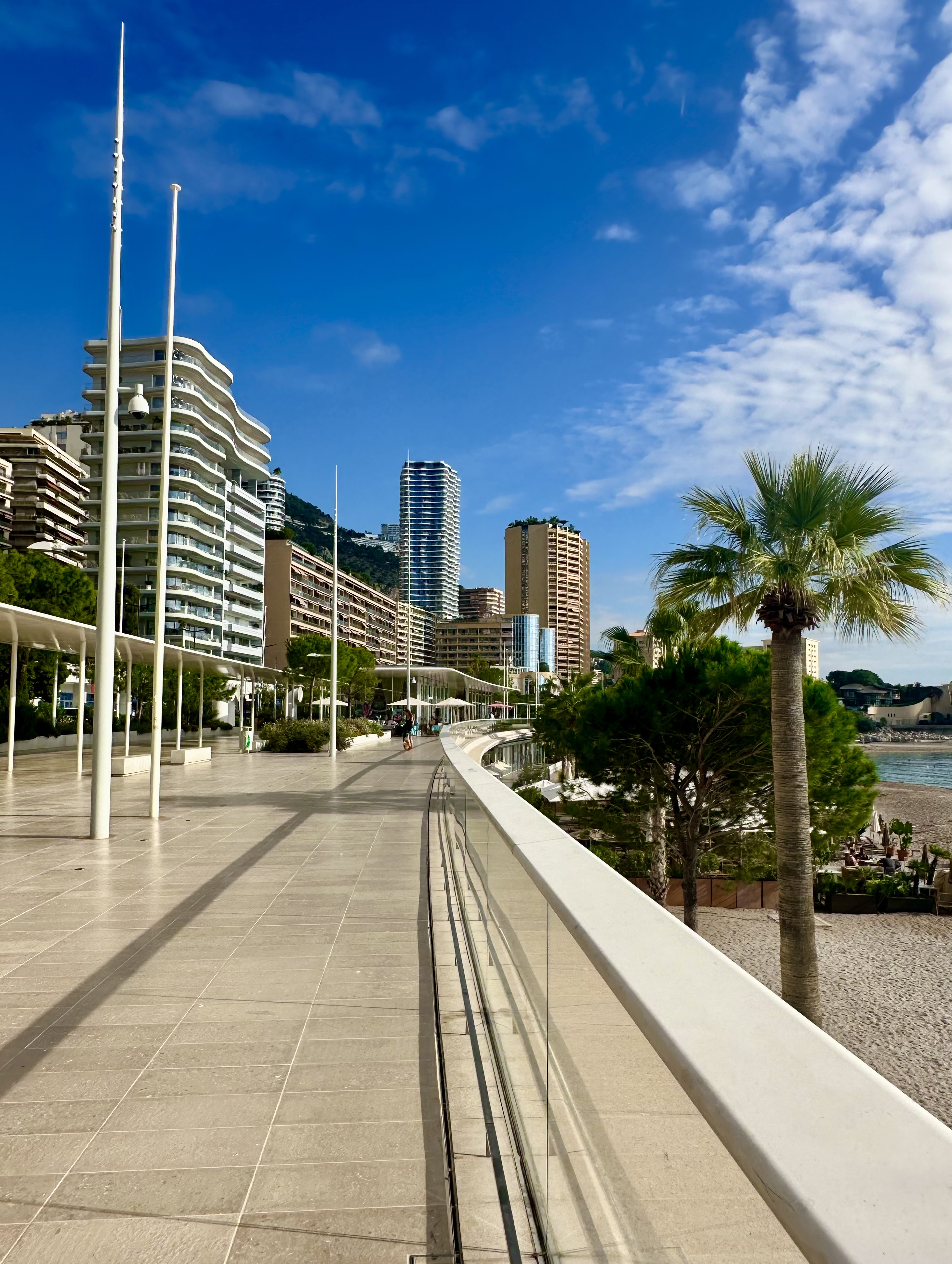eau turquoise au pied de votre immeuble